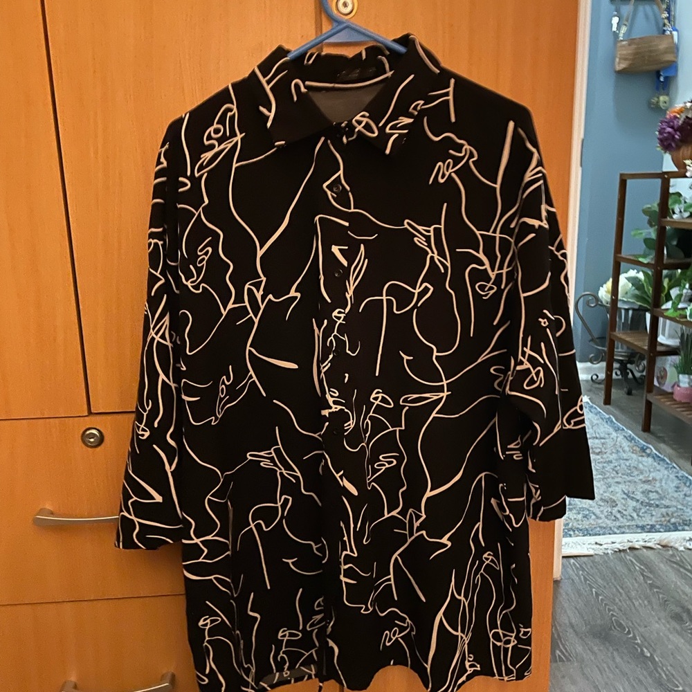 Women set (Pants and top) as new. Beautiful 🤩